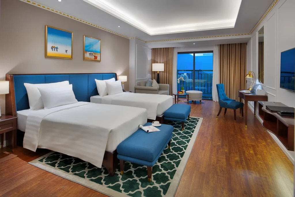 Deluxe hướng Vịnh (Deluxe Bay View)